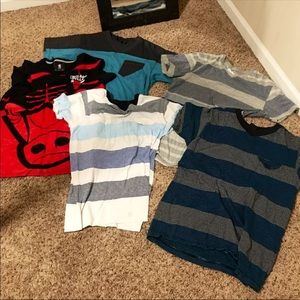Men’s T-shirts/v-neck Lot
